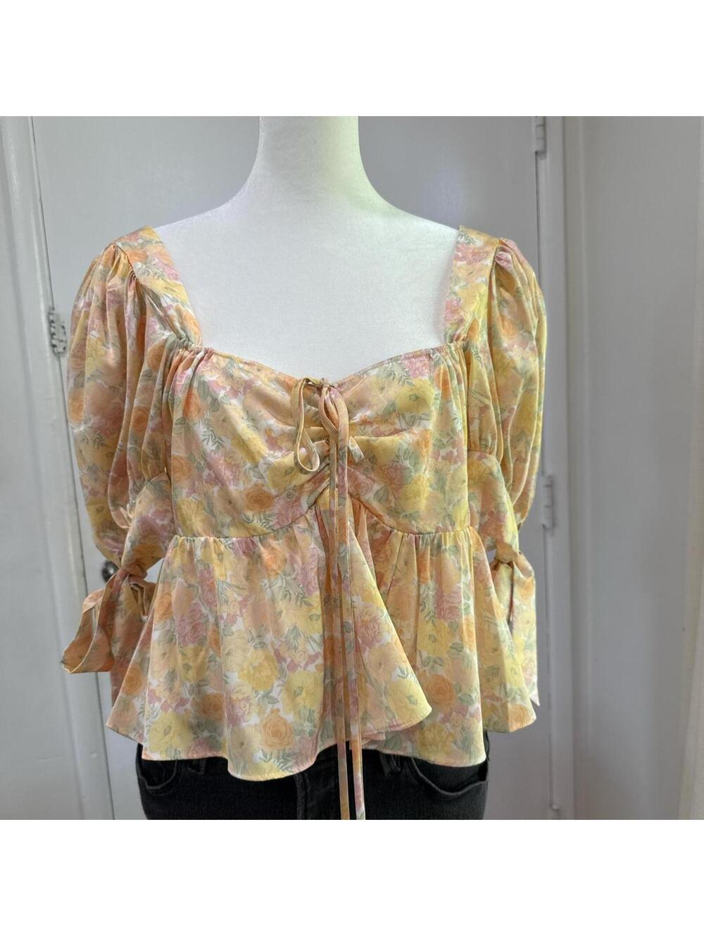 WAYF Floral Peplum Top – Size M (New with Tags)
